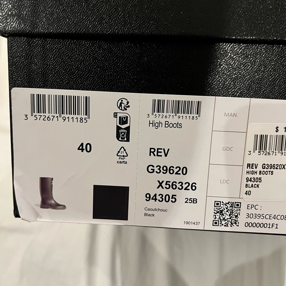 Chanel rain boots size 40 - Picture 3 of 5